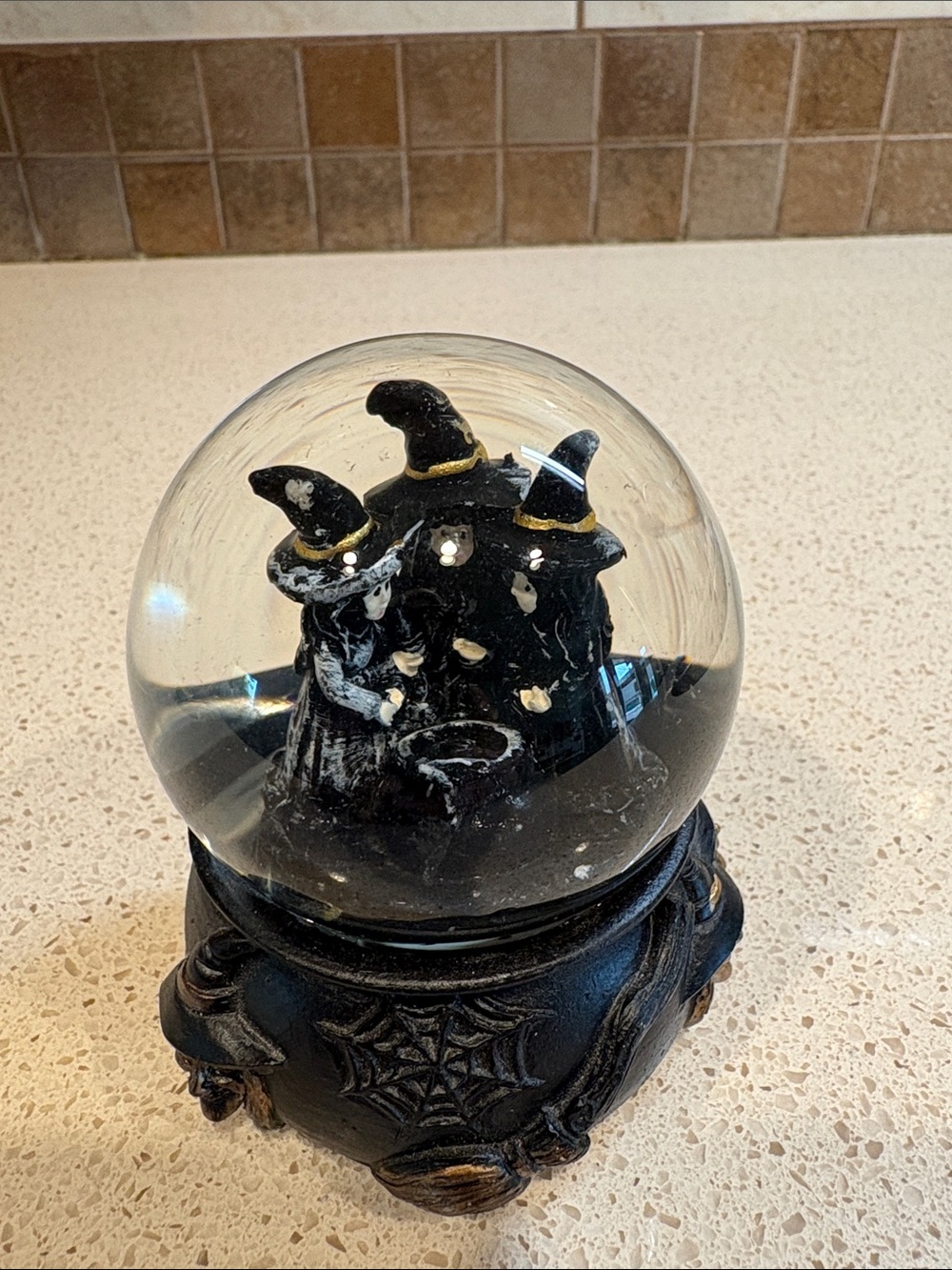 Halloween Decor NWT  3 Black Witches Snow Globe